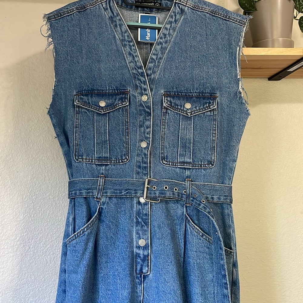 NWT BlankNYC Sleeveless Belted Denim Jumpsuit - Picture 3 of 6